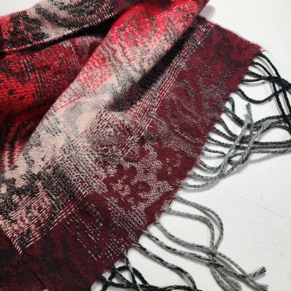 Cejon Scarf Made in Italy Red Grey Paisley Jacquard Fringed Acrylic Wrap